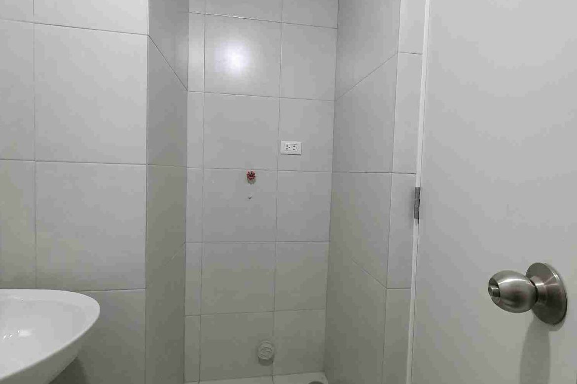 1 Bedroom Condo for Sale in 100 West, Pio Del Pilar, Makati City – photo 10