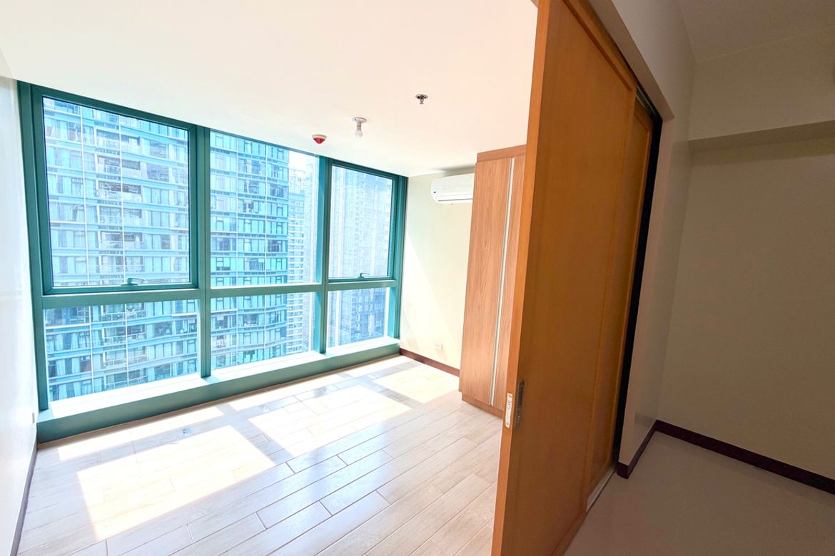 1 Bedroom Condo for Sale in BGC, Taguig – photo 6