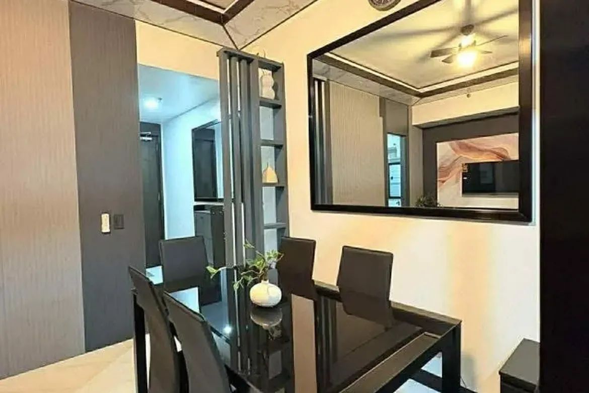 1 Bedroom Condo for Sale in Fairways Tower, BGC, Taguig