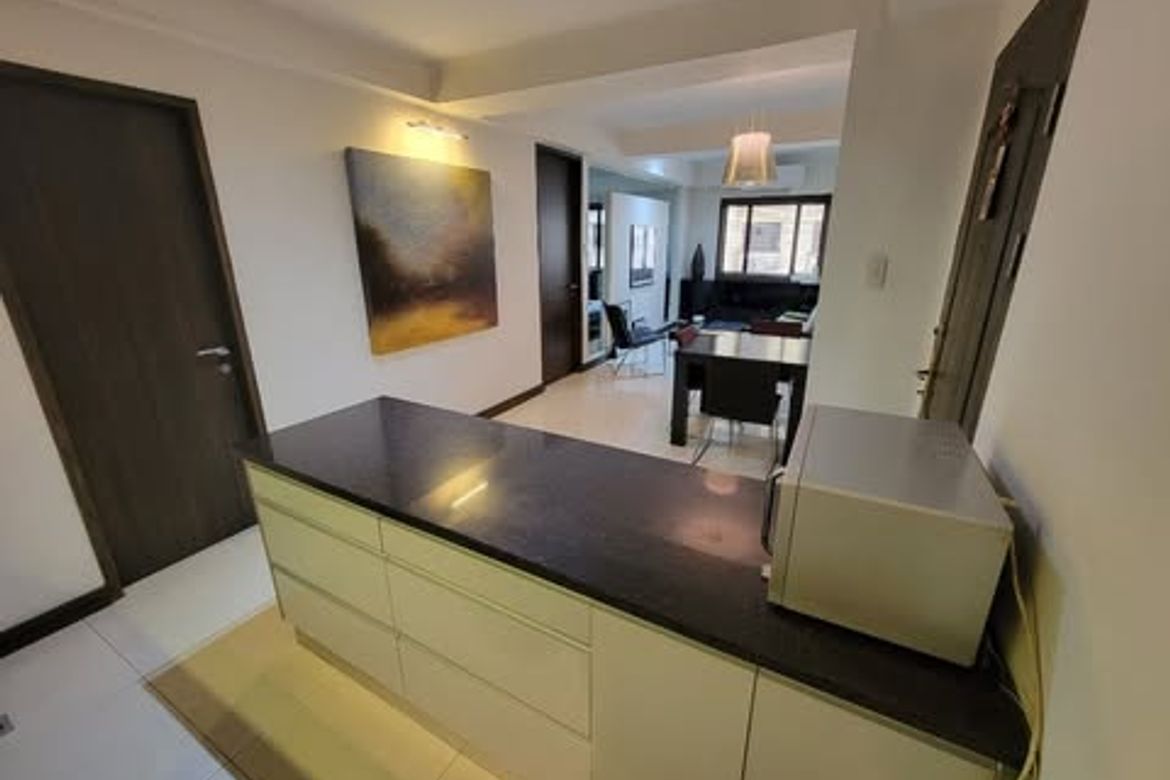 1 Bedroom Condo for Sale in Forbeswood Heights, BGC, Taguig – photo 4