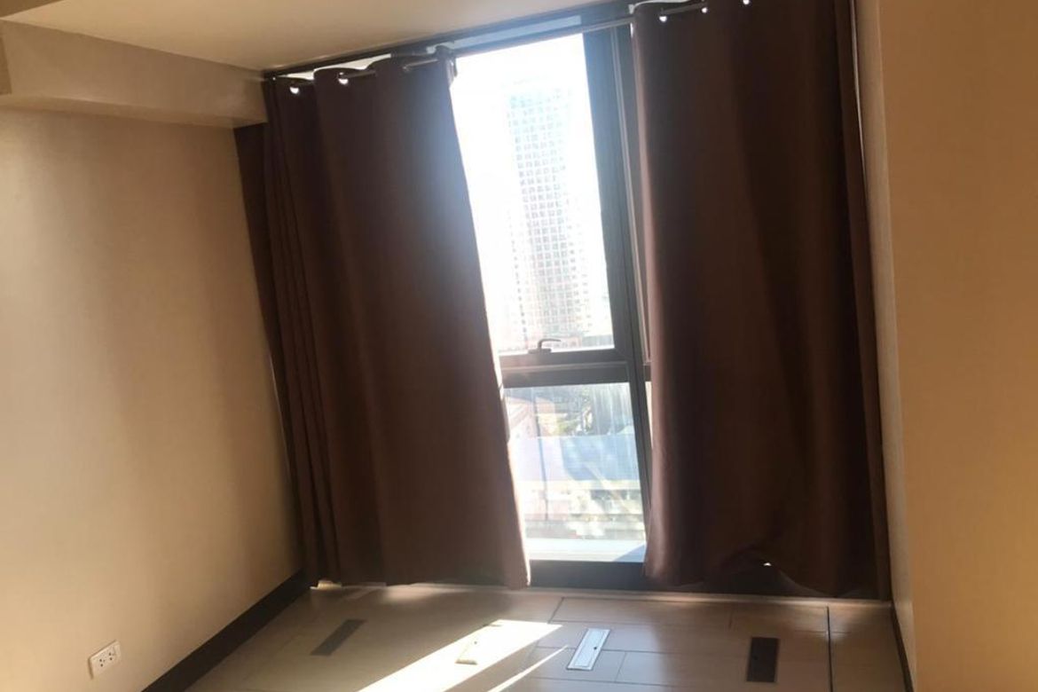 1 Bedroom Condo for Sale in Greenbelt Hamilton, San Lorenzo, Makati City