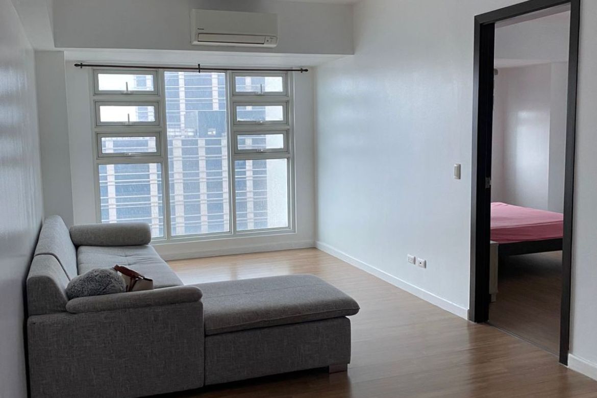 1 Bedroom Condo for Sale in Kroma Tower, San Lorenzo, Makati City – photo 13
