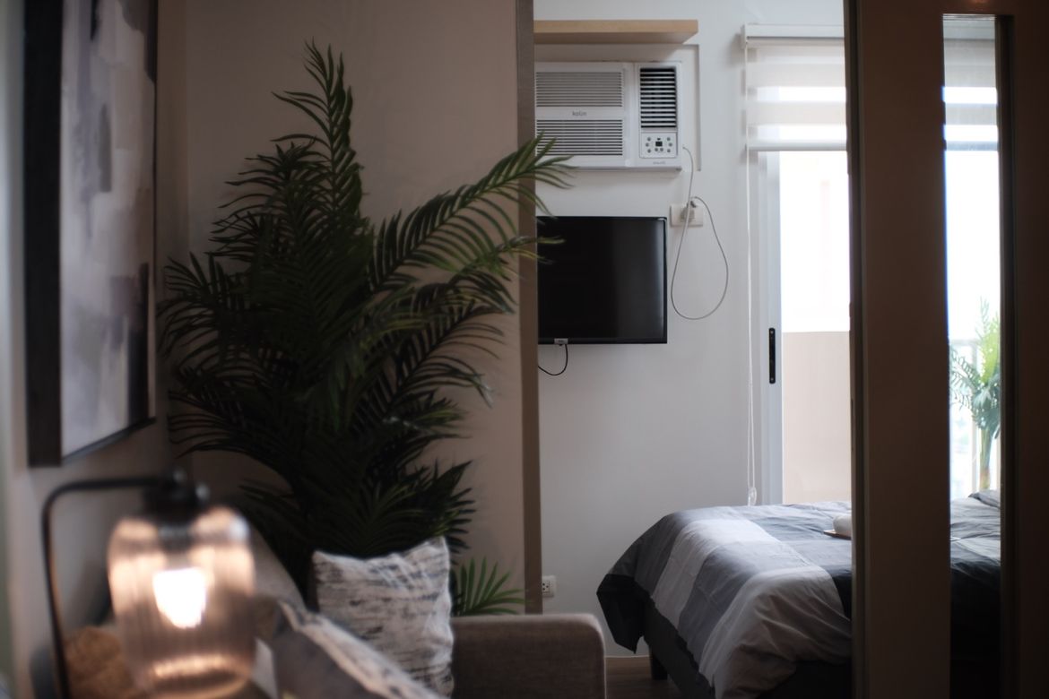 1 Bedroom Condo for Sale in Laureano di Trevi Tower, Pio Del Pilar, Makati City near MRT-3 Magallanes – photo 7