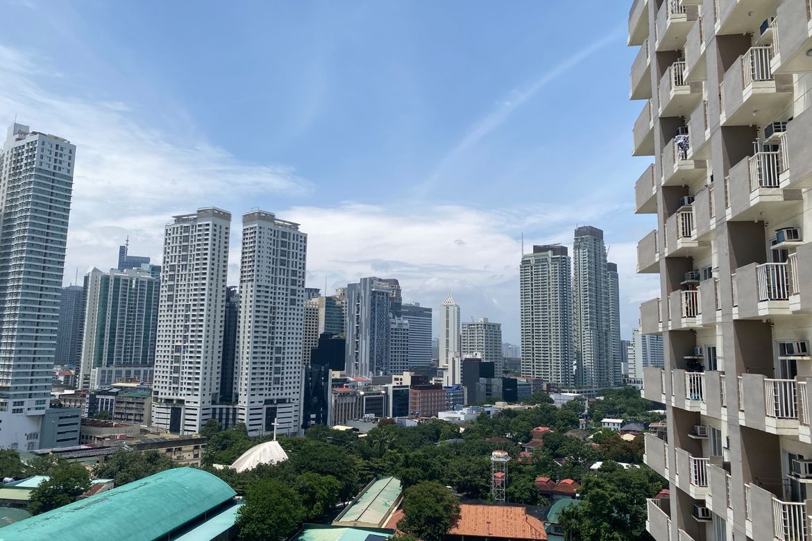 1 Bedroom Condo for Sale in Laureano di Trevi Tower, Pio Del Pilar, Makati City near MRT-3 Magallanes – photo 15