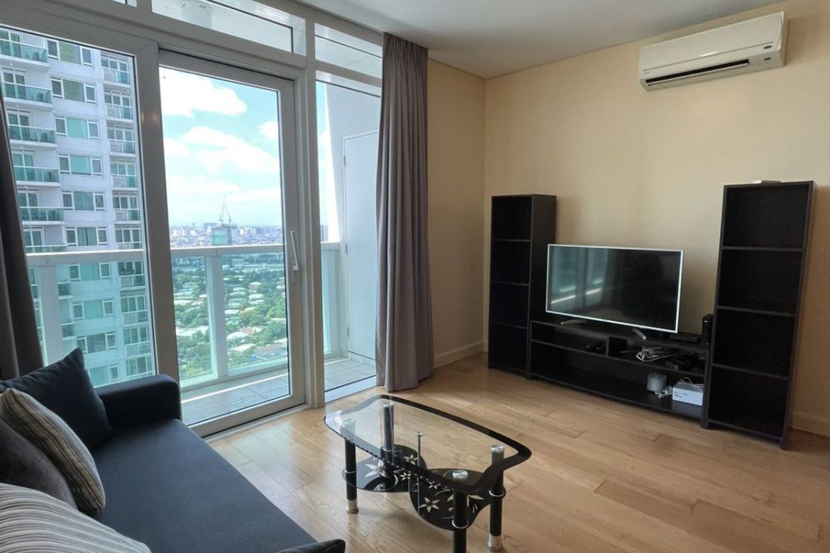 1 Bedroom Condo for Sale in Park Terraces, San Lorenzo, Makati City near MRT-3 Ayala – photo 13