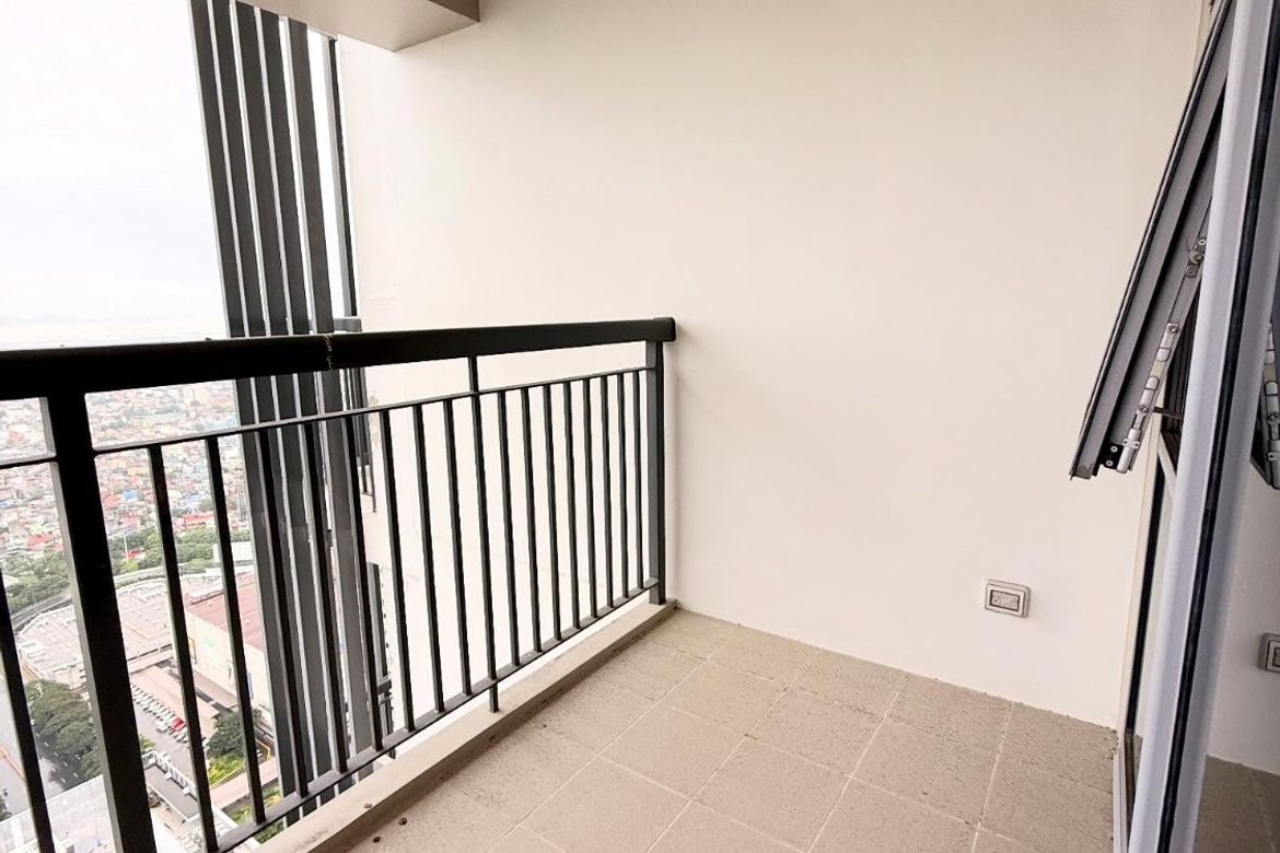 1 Bedroom Condo for Sale in Park Triangle Residences, BGC, Taguig – photo 2
