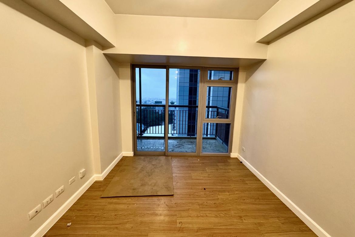 1 Bedroom Condo for Sale in Park Triangle Residences, BGC, Taguig – photo 3