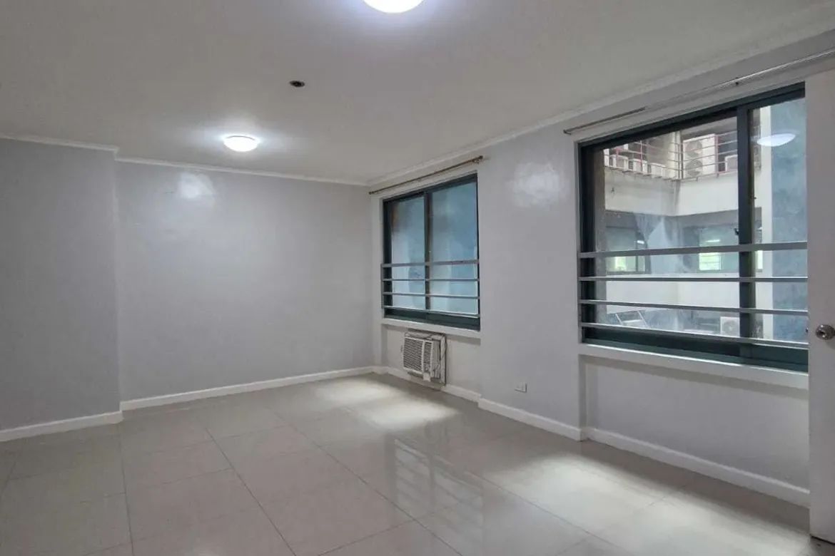 1 Bedroom Condo for Sale in Pio Del Pilar, Makati City – photo 7