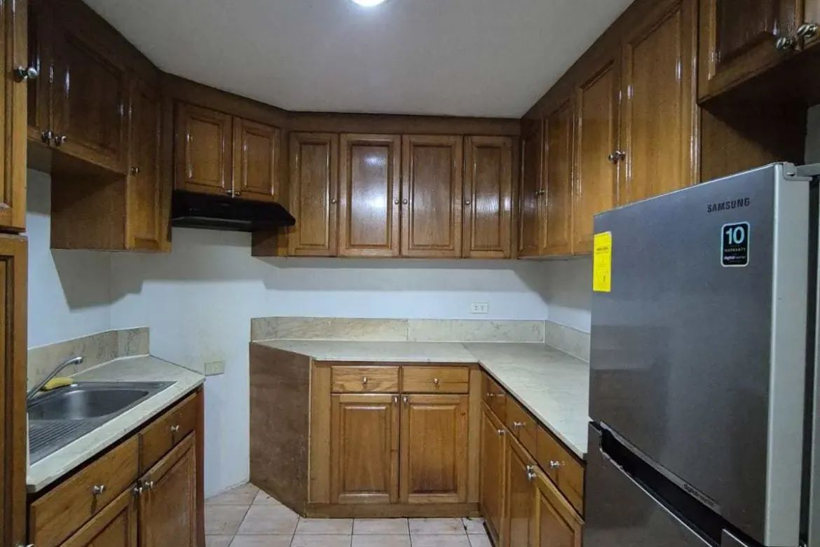 1 Bedroom Condo for Sale in Pio Del Pilar, Makati City – photo 11