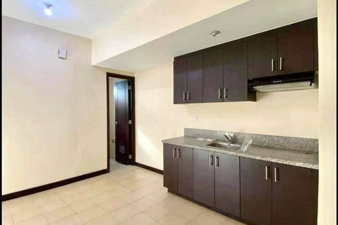 1 Bedroom Condo for Sale in San Lorenzo Place, Bangkal, Makati City near MRT-3 Magallanes – photo 16