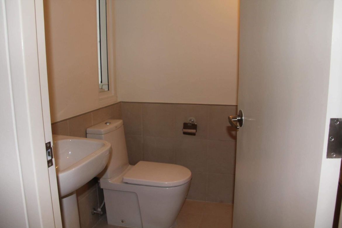1 Bedroom Condo for Sale in Senta, San Lorenzo, Makati City – photo 6
