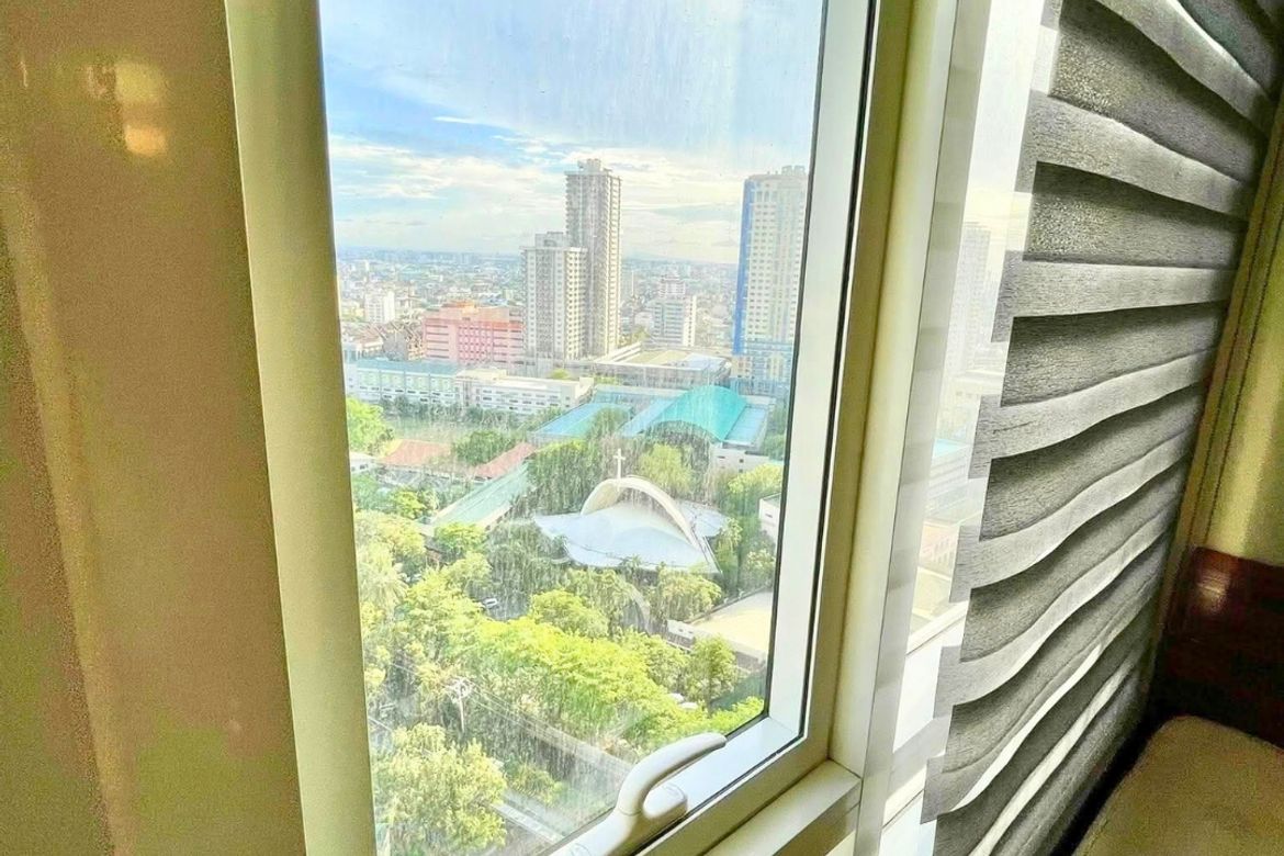 1 Bedroom Condo for Sale in The Columns At Legaspi Village, San Lorenzo, Makati City – photo 6