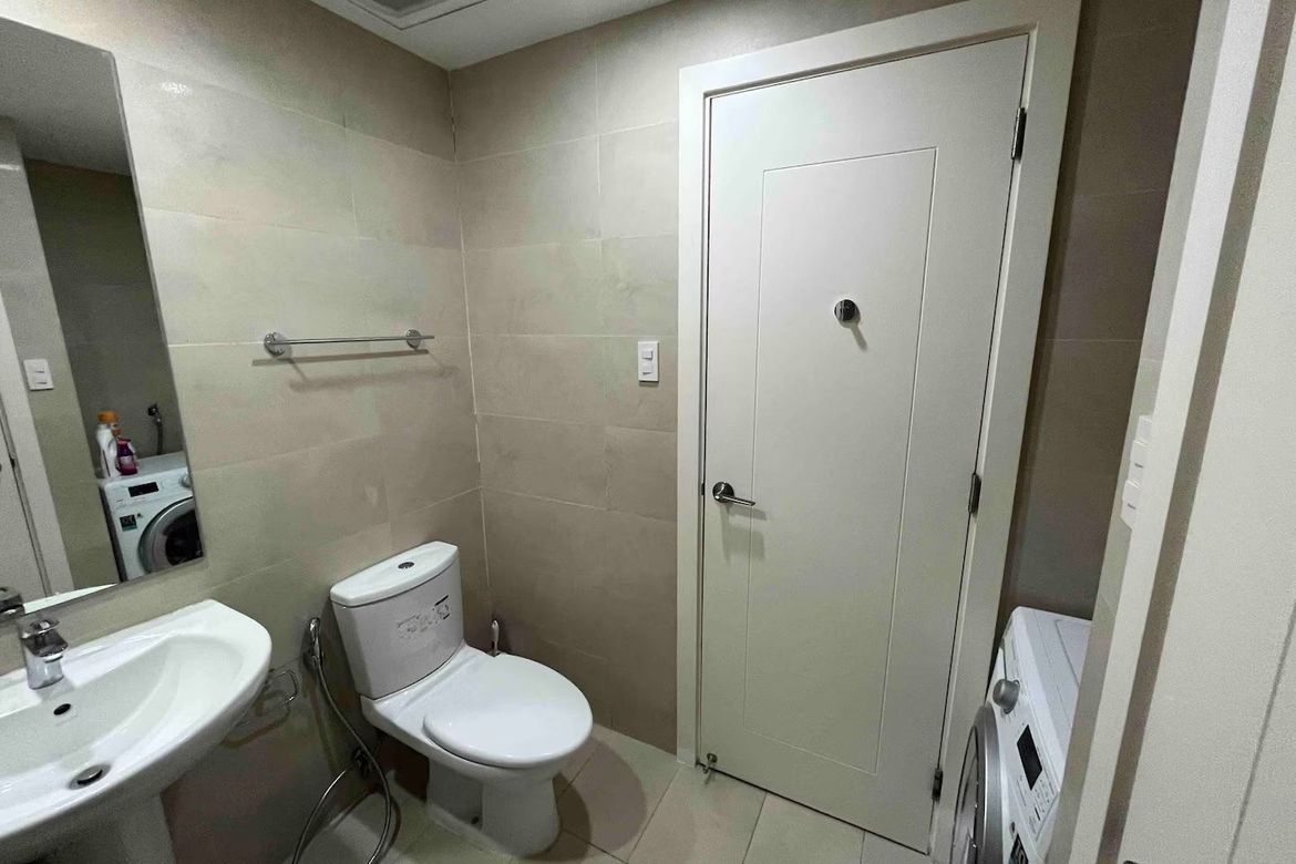 1 Bedroom Condo for Sale in The Milano Residences, Poblacion, Makati City – photo 10
