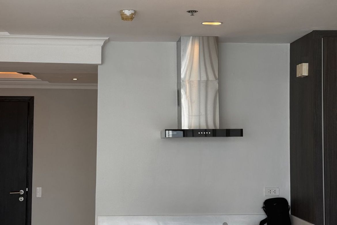 1 Bedroom Condo for Sale in The Residences at Greenbelt, San Lorenzo, Makati City near MRT-3 Ayala – photo 6