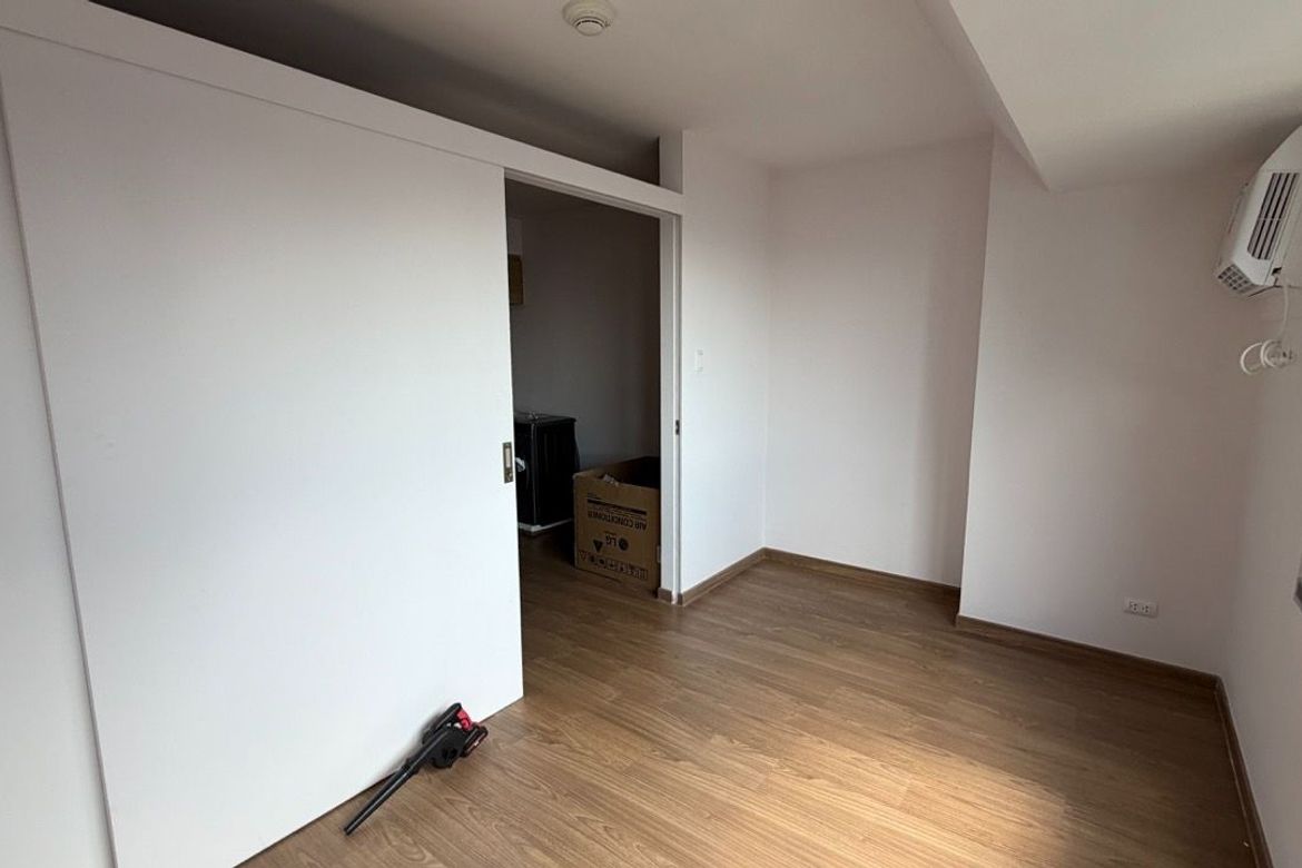 1 Bedroom Condo for Sale in The Rise Makati By Shangrila, San Antonio, Makati City – photo 2