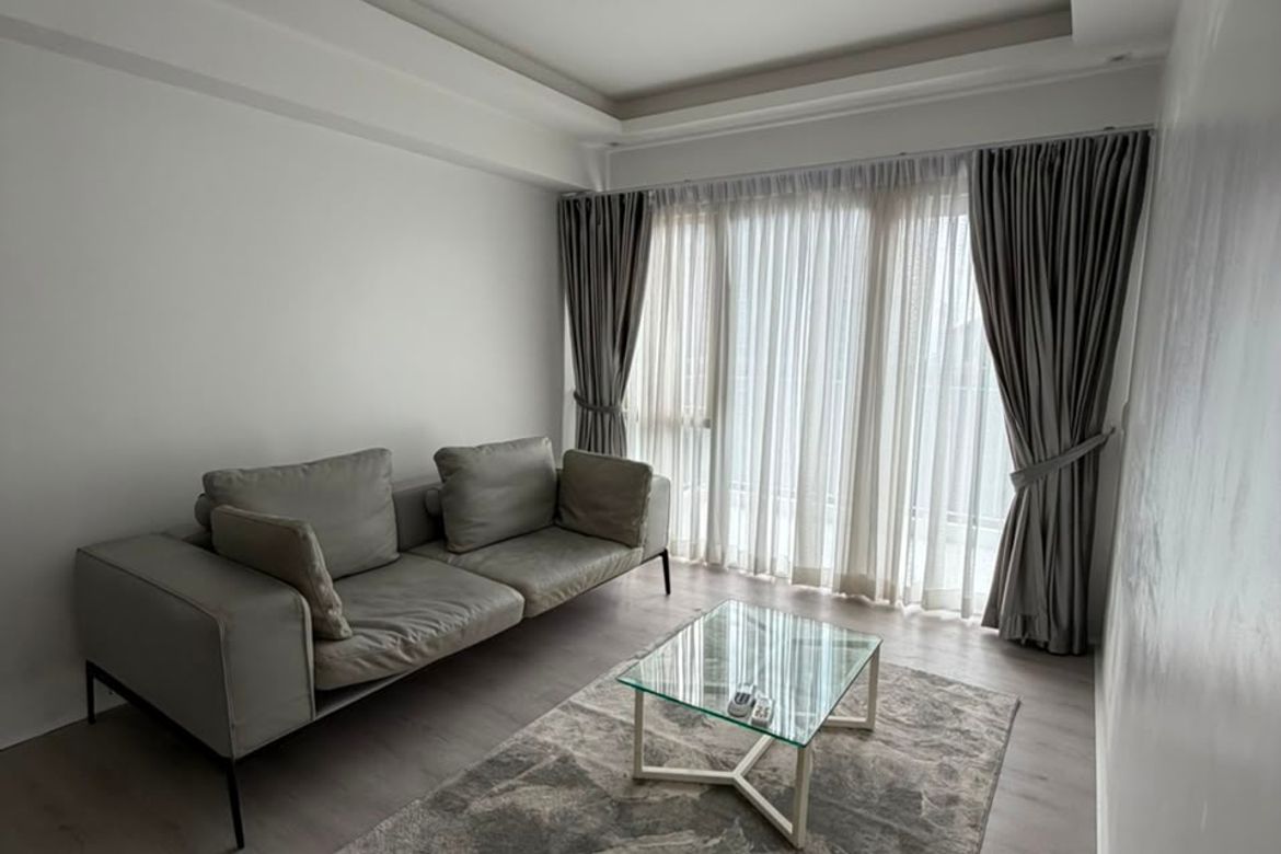 1 Bedroom Condo for Sale in Two Maridien, BGC, Taguig