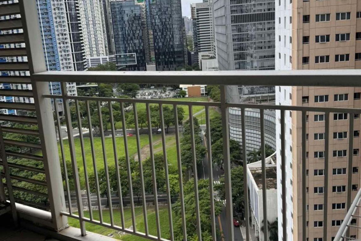 1 Bedroom Condo for Sale in Two Serendra, BGC, Taguig – photo 10