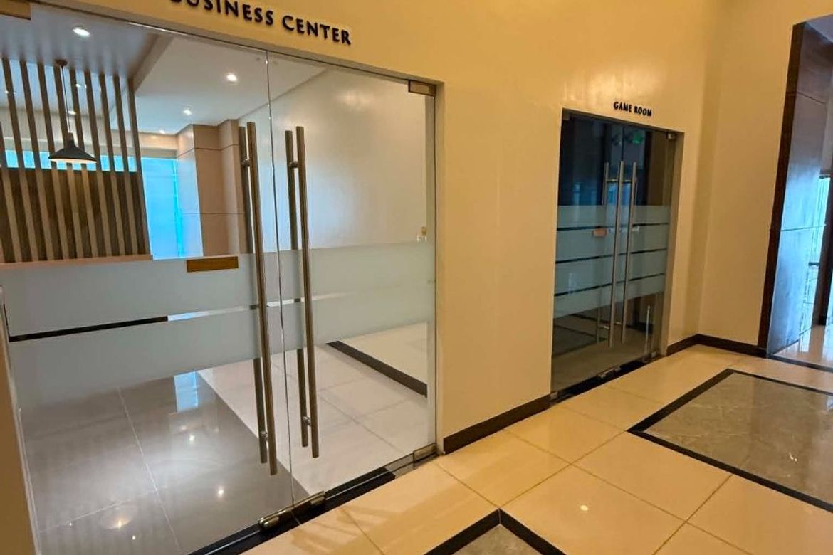 1 Bedroom Condo for Sale in Uptown Parksuites, BGC, Taguig – photo 5