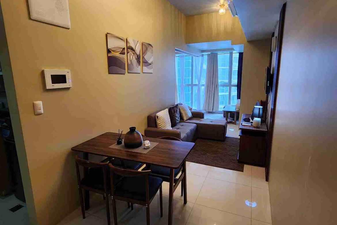 1 Bedroom Condo for Sale in Uptown Parksuites, BGC, Taguig – photo 3