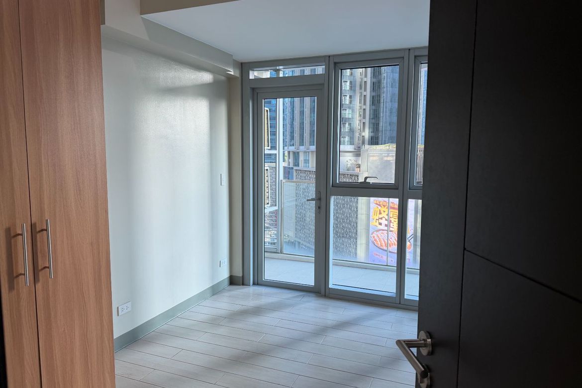 1 Bedroom Condo for Sale in Uptown Parksuites, BGC, Taguig – photo 5