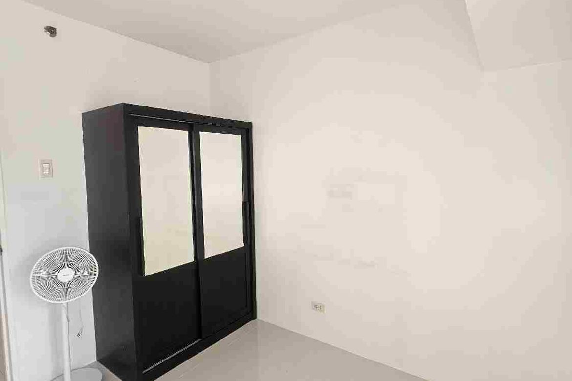 2 Bedroom Condo for Sale in Avida Towers Makati West, San Antonio, Makati City – photo 4