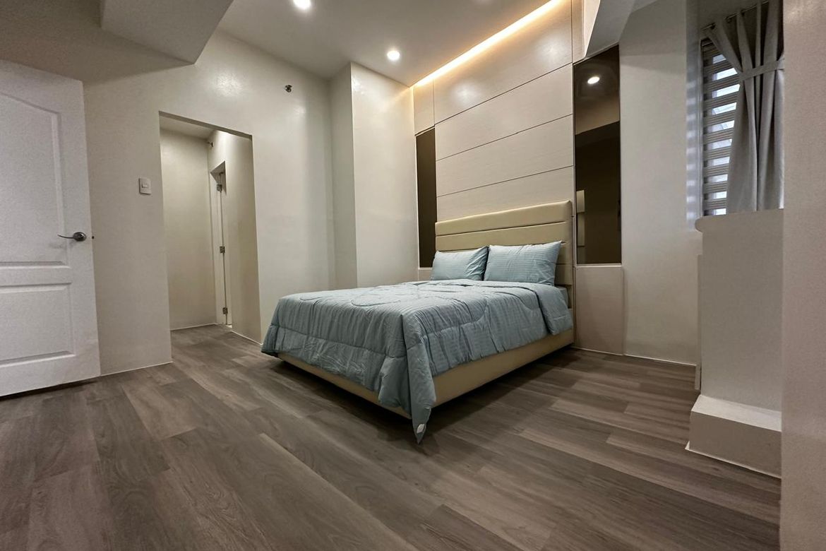 2 Bedroom Condo for Sale in Bellagio Towers, BGC, Taguig near MRT-3 Buendia – photo 5