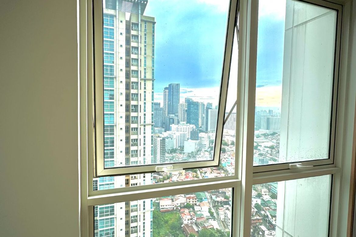 2 Bedroom Condo for Sale in BGC, Taguig – photo 5