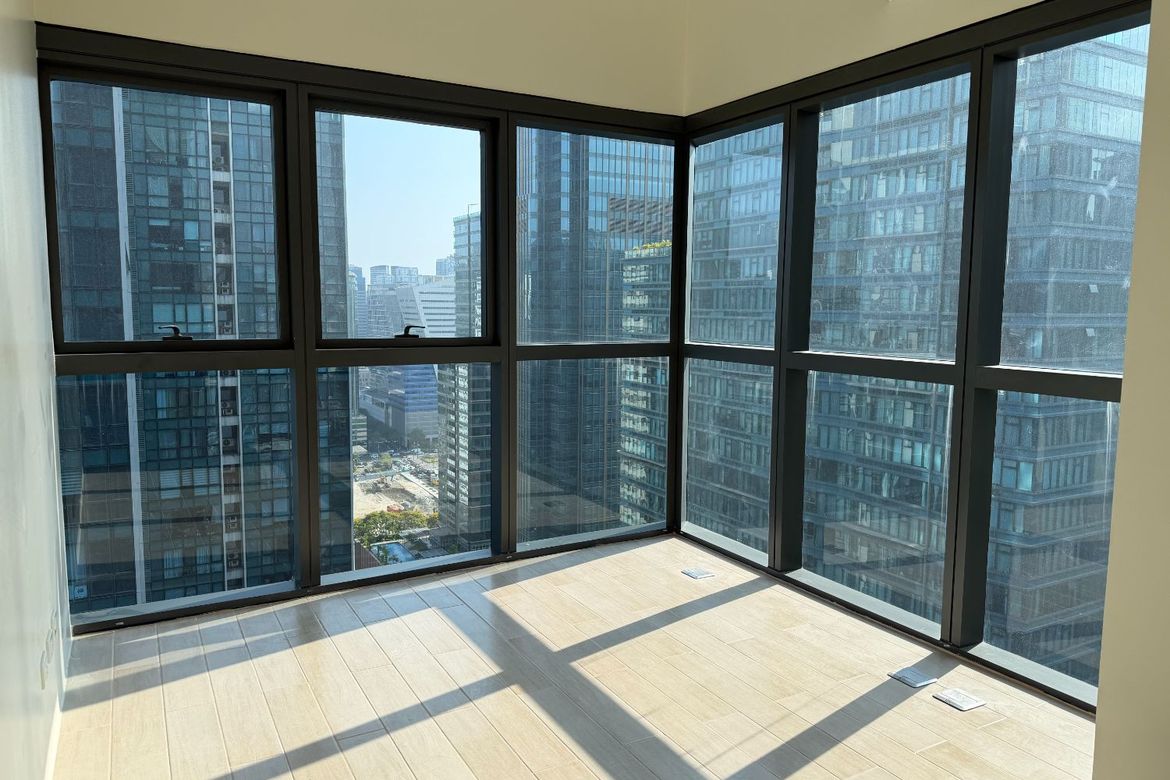 2 Bedroom Condo for Sale in BGC, Taguig