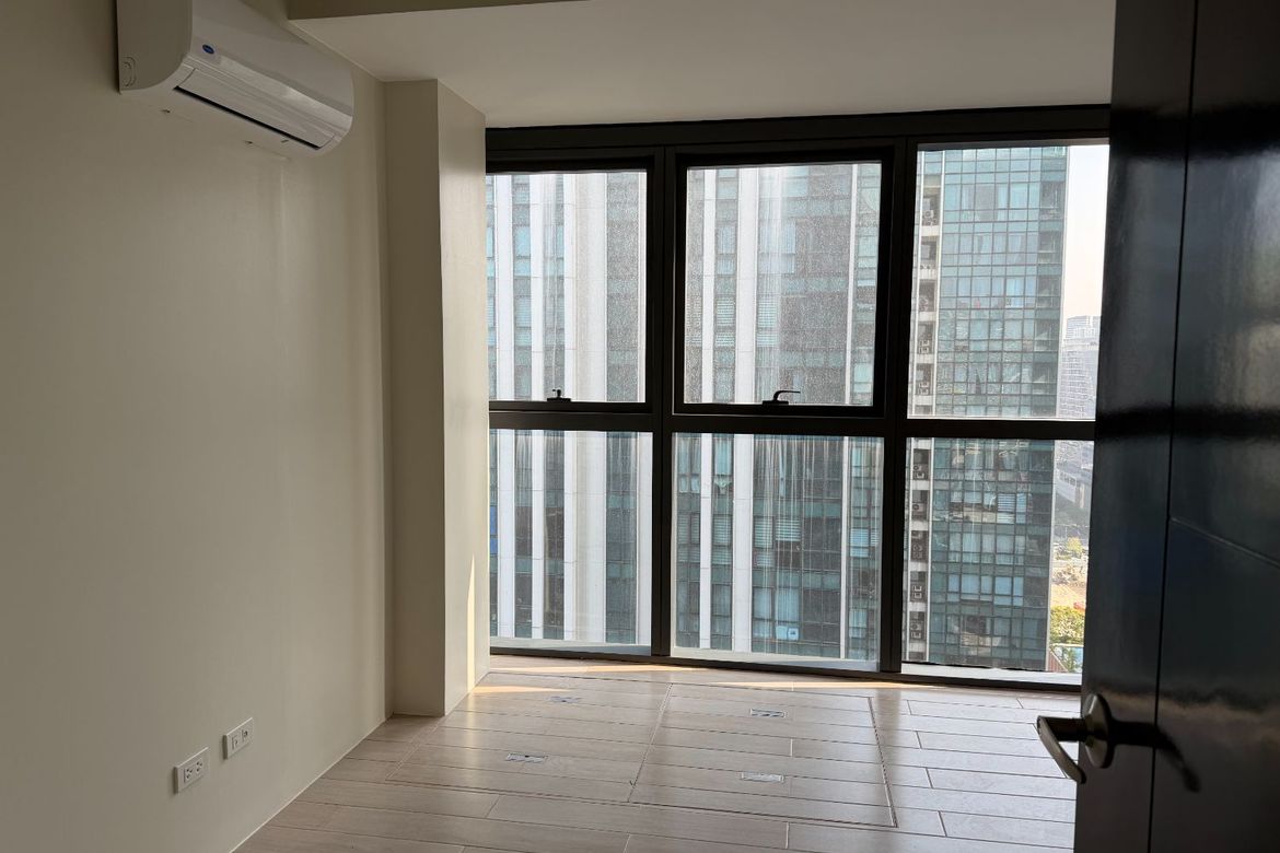 2 Bedroom Condo for Sale in BGC, Taguig – photo 4