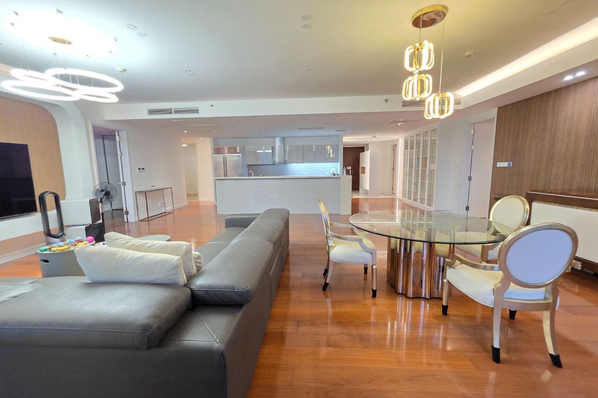 2 Bedroom Condo for Sale in BGC, Taguig – photo 2