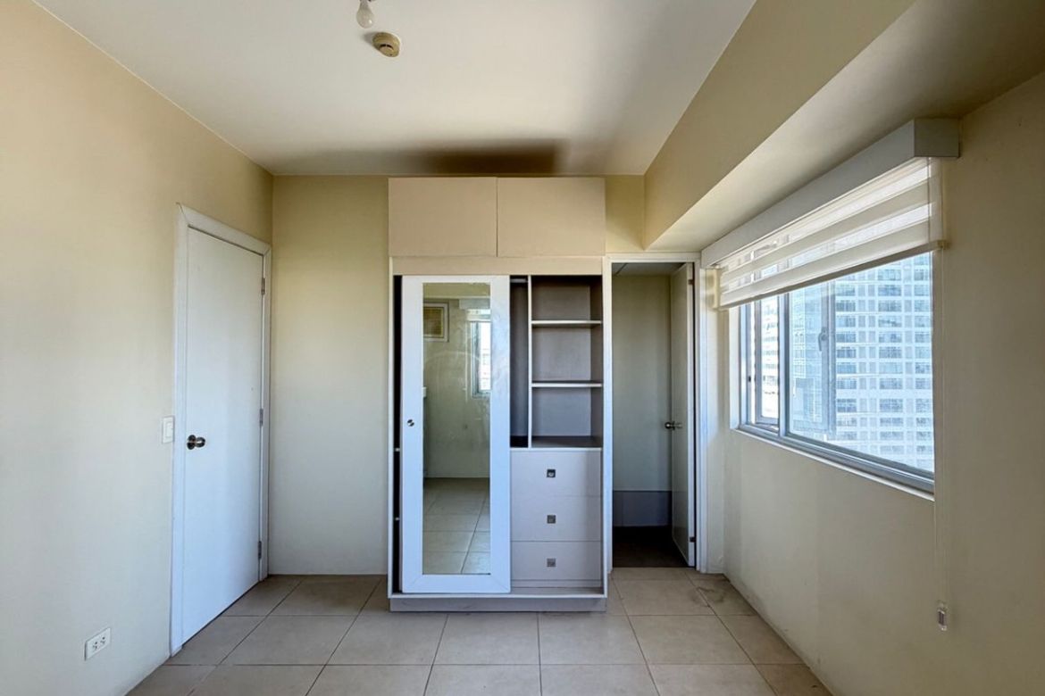 2 Bedroom Condo for Sale in BGC, Taguig – photo 6