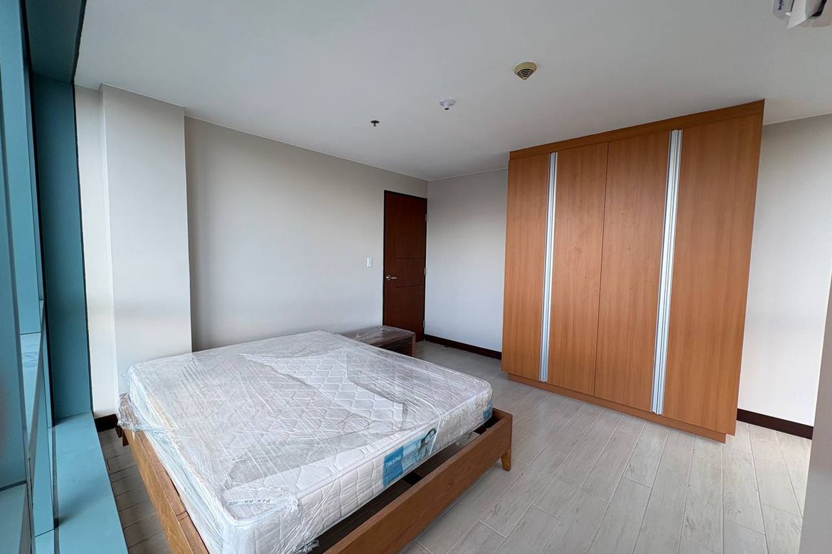 2 Bedroom Condo for Sale in BGC, Taguig – photo 14