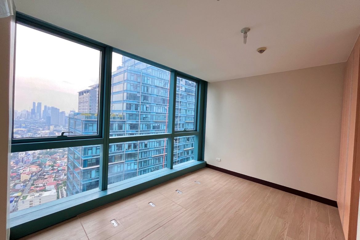2 Bedroom Condo for Sale in BGC, Taguig – photo 10