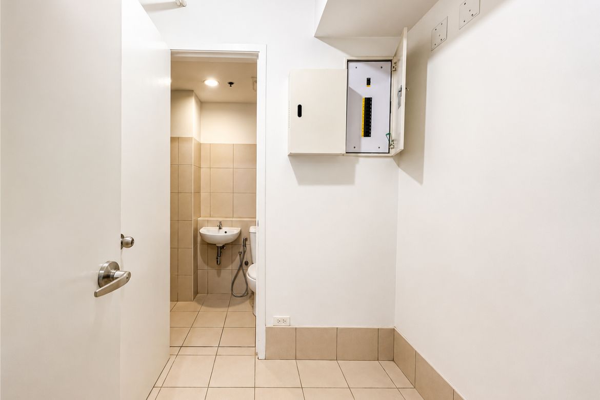 2 Bedroom Condo for Sale in BGC, Taguig – photo 8