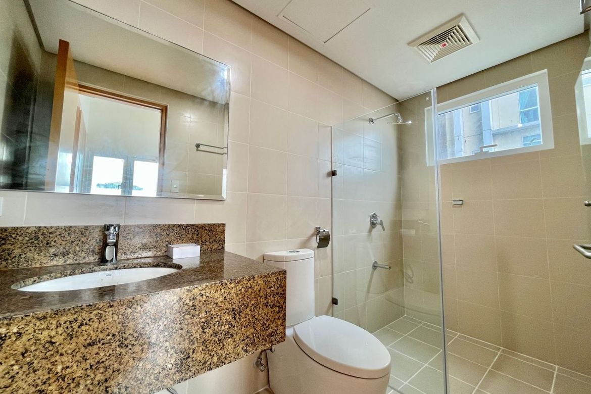 2 Bedroom Condo for Sale in BGC, Taguig – photo 8