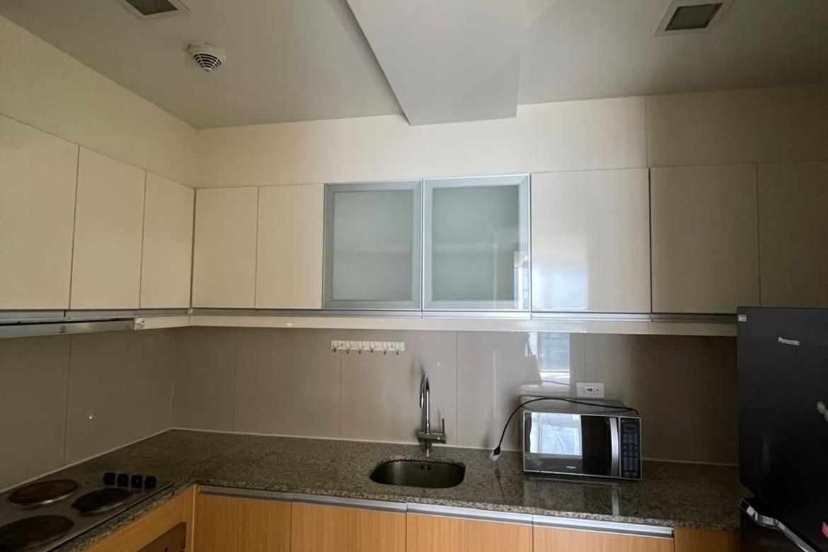 2 Bedroom Condo for Sale in BGC, Taguig – photo 4
