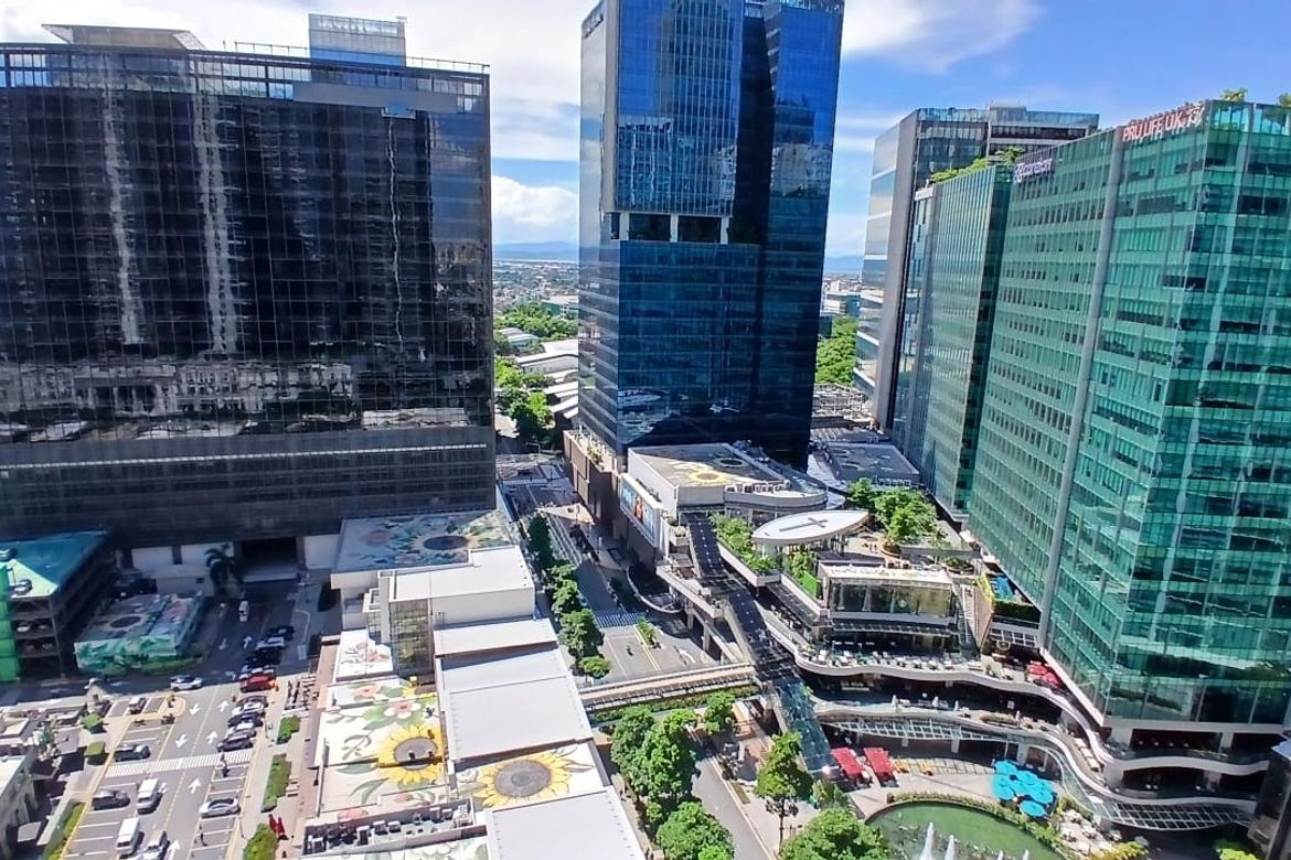 2 Bedroom Condo for Sale in BGC, Taguig – photo 14