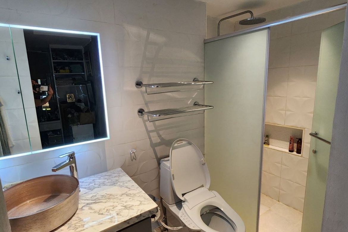 2 Bedroom Condo for Sale in Bonifacio Ridge, BGC, Taguig near MRT-3 Buendia – photo 6