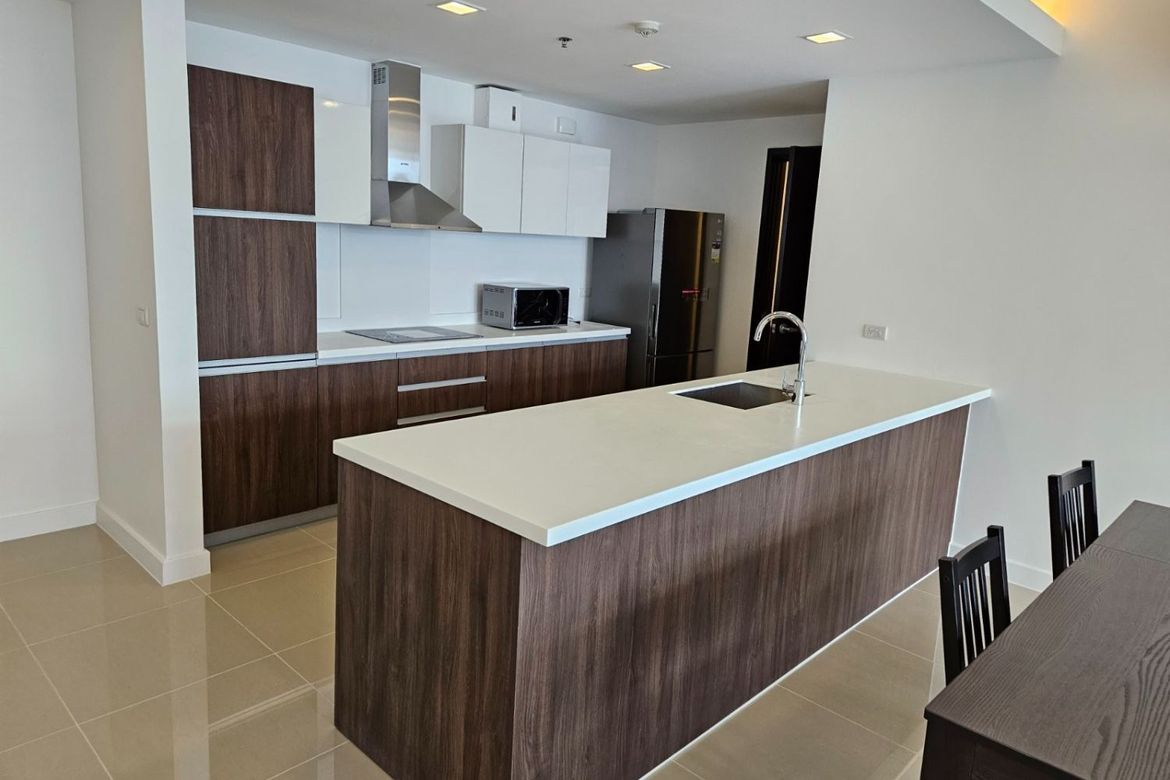 2 Bedroom Condo for Sale in East Gallery Place, BGC, Taguig – photo 4