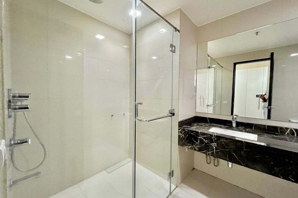 2 Bedroom Condo for Sale in East Gallery Place, BGC, Taguig – photo 11