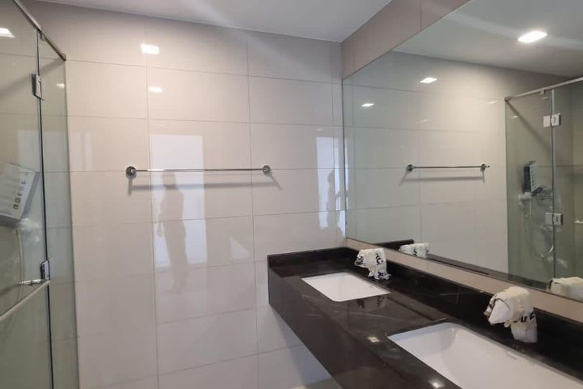 2 Bedroom Condo for Sale in East Gallery Place, BGC, Taguig – photo 8
