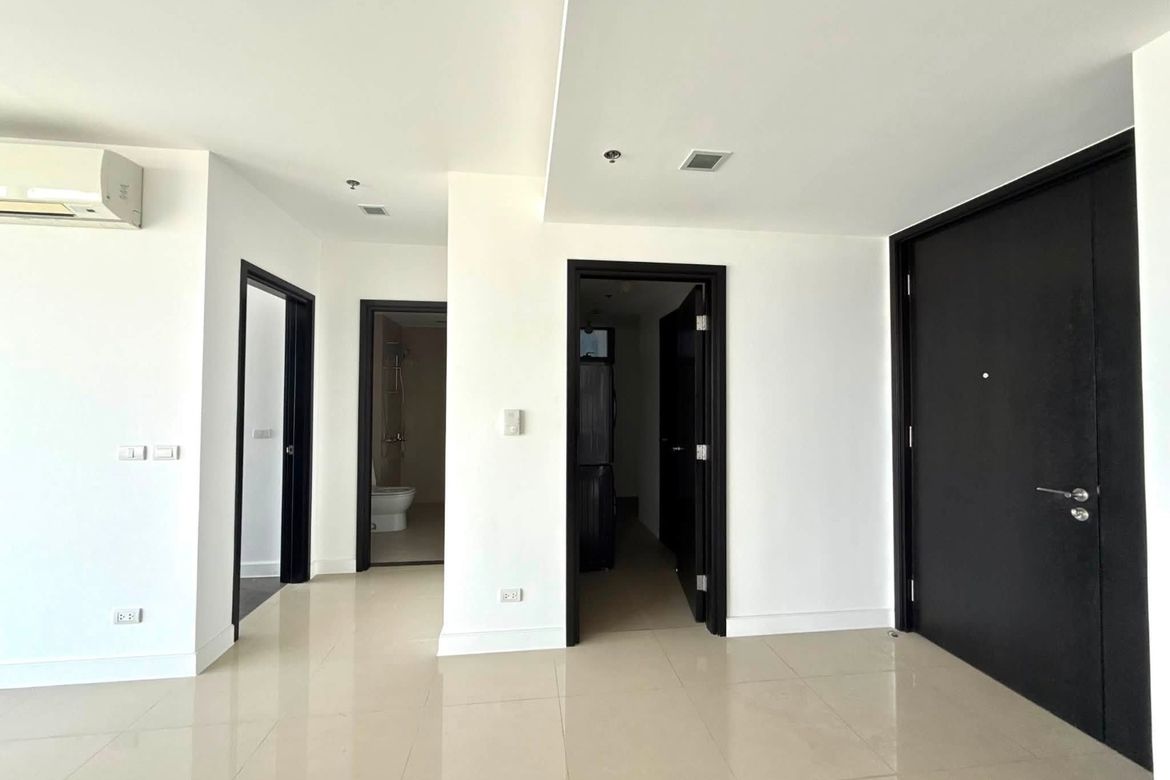 2 Bedroom Condo for Sale in East Gallery Place, BGC, Taguig – photo 12