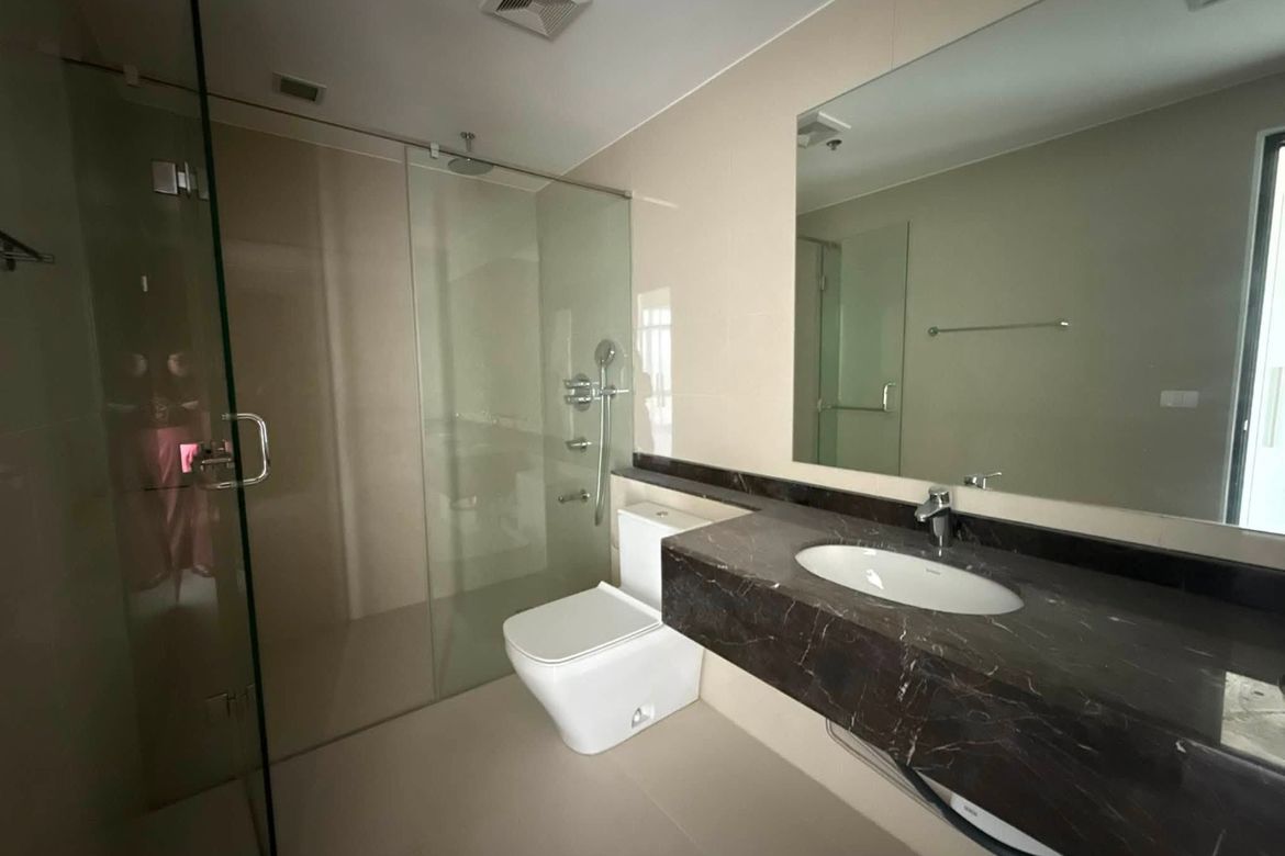 2 Bedroom Condo for Sale in East Gallery Place, BGC, Taguig – photo 13