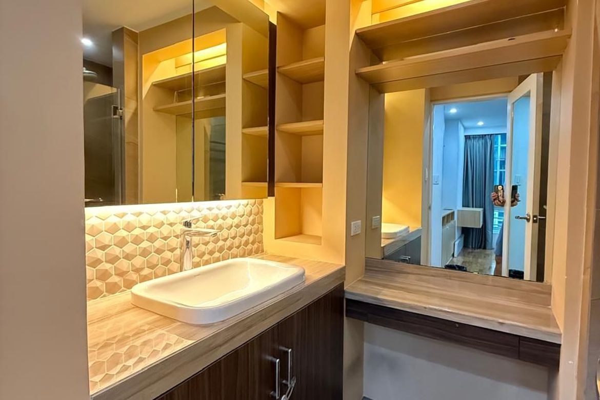 2 Bedroom Condo for Sale in Easton Place, Bel-Air, Makati City – photo 15