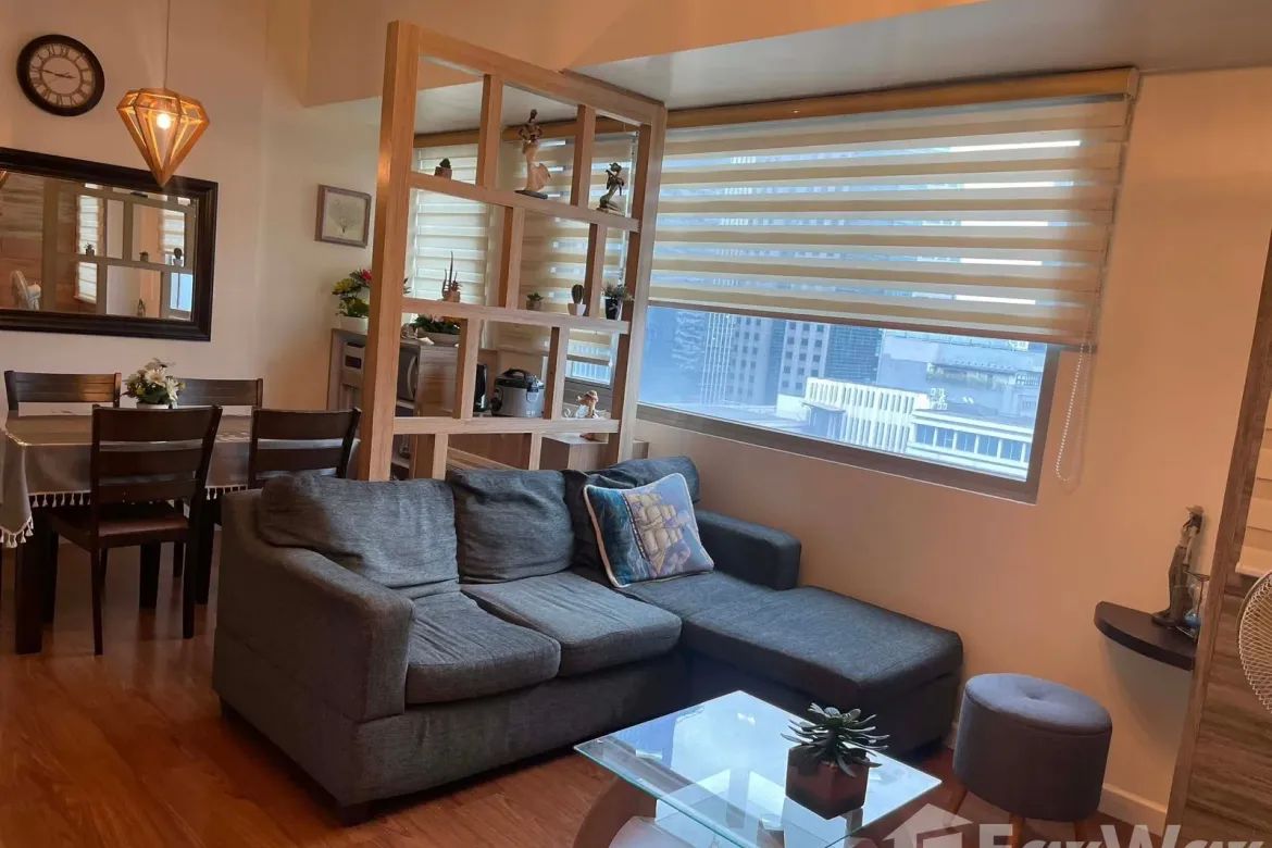 2 Bedroom Condo for Sale in Eton Tower Makati, San Lorenzo, Makati City – photo 2