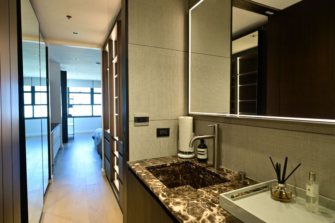 2 Bedroom Condo for Sale in Garden Towers, San Lorenzo, Makati City near MRT-3 Ayala – photo 12