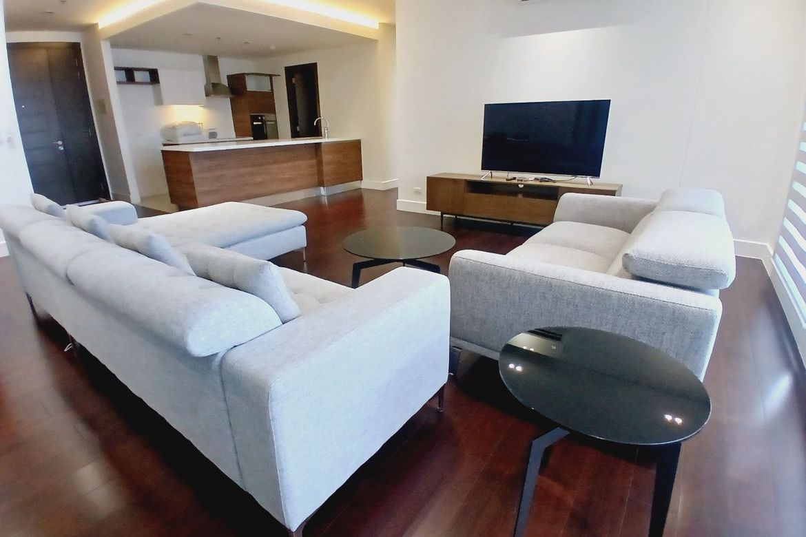 2 Bedroom Condo for Sale in Garden Towers, San Lorenzo, Makati City near MRT-3 Ayala – photo 7