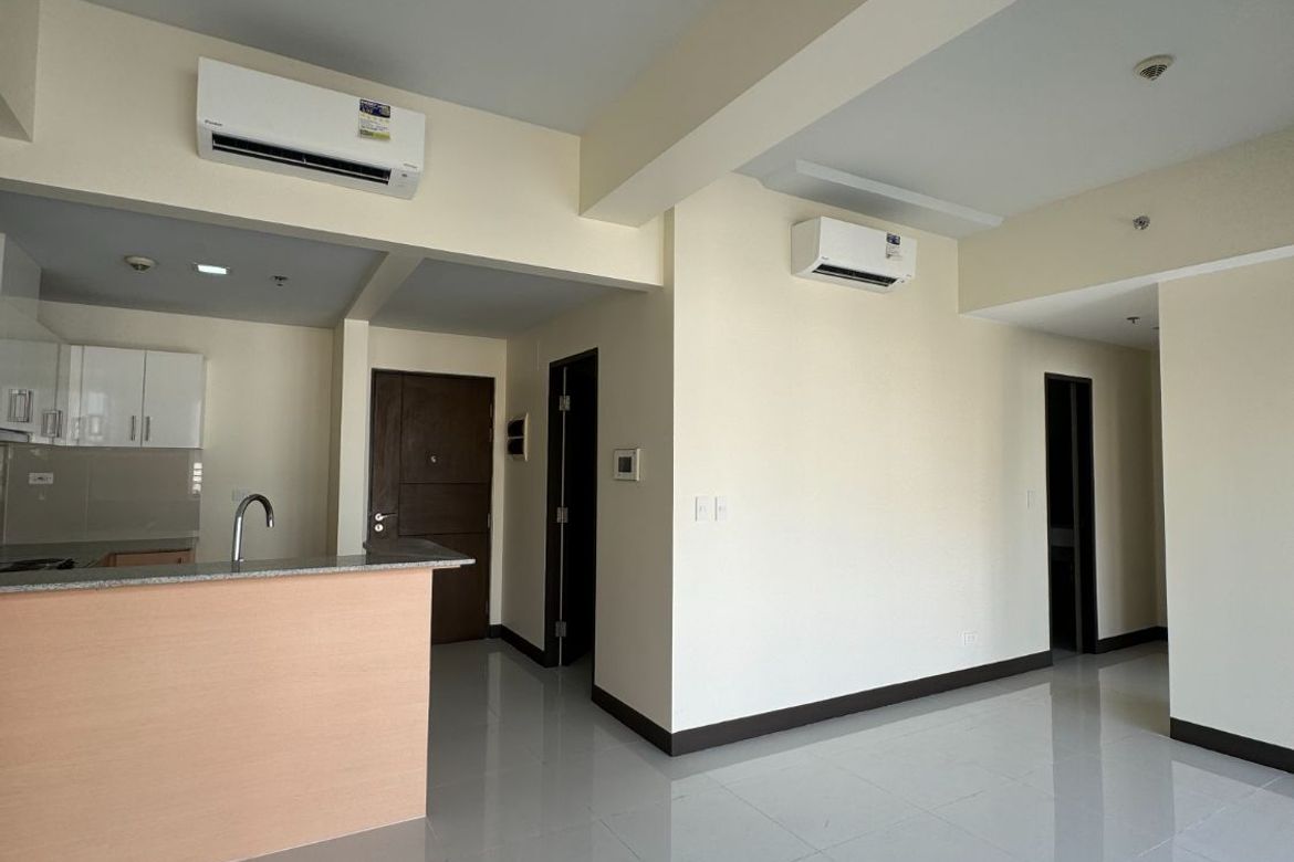 2 Bedroom Condo for Sale in Greenbelt Hamilton, San Lorenzo, Makati City – photo 3