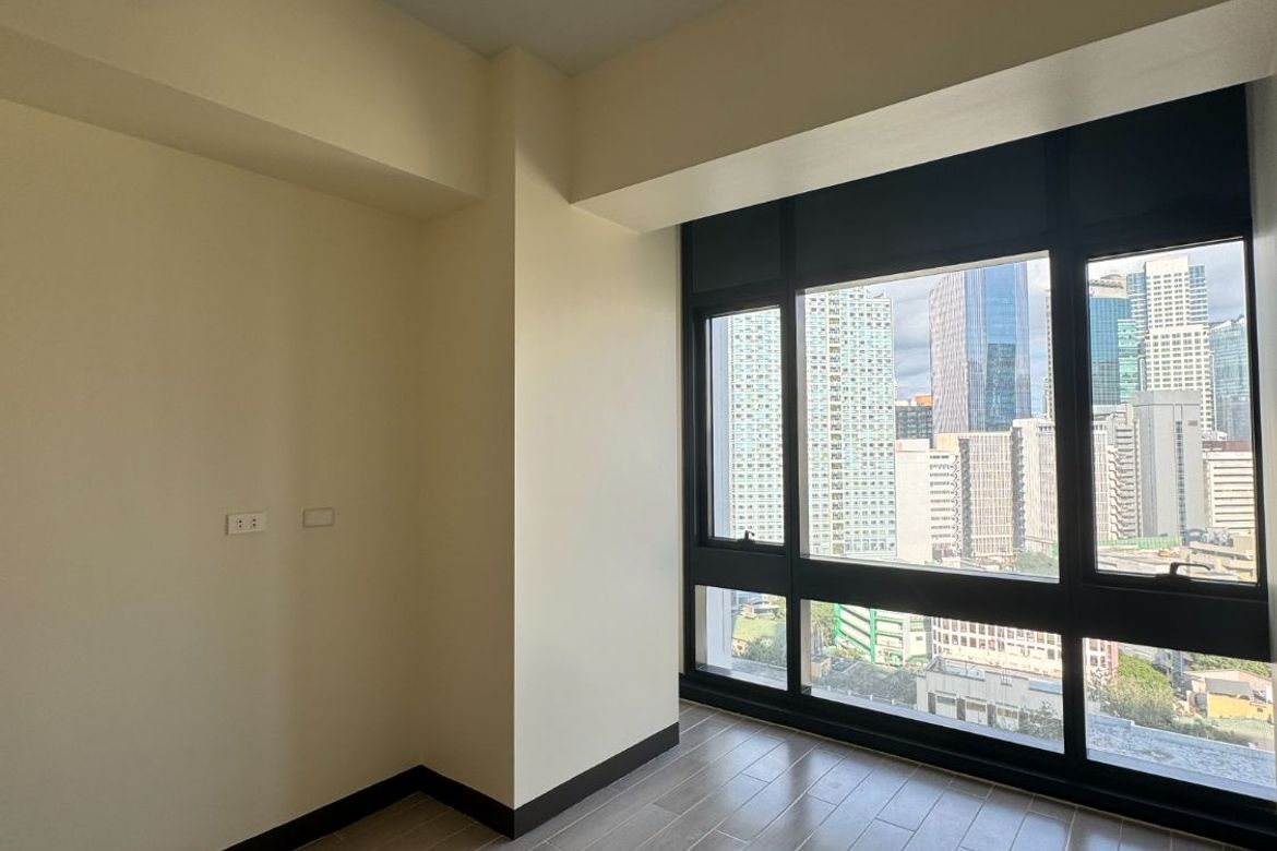2 Bedroom Condo for Sale in Greenbelt Hamilton, San Lorenzo, Makati City – photo 11
