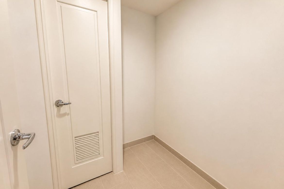 2 Bedroom Condo for Sale in Joya Lofts and Towers, Guadalupe Viejo, Makati City near MRT-3 Guadalupe – photo 11